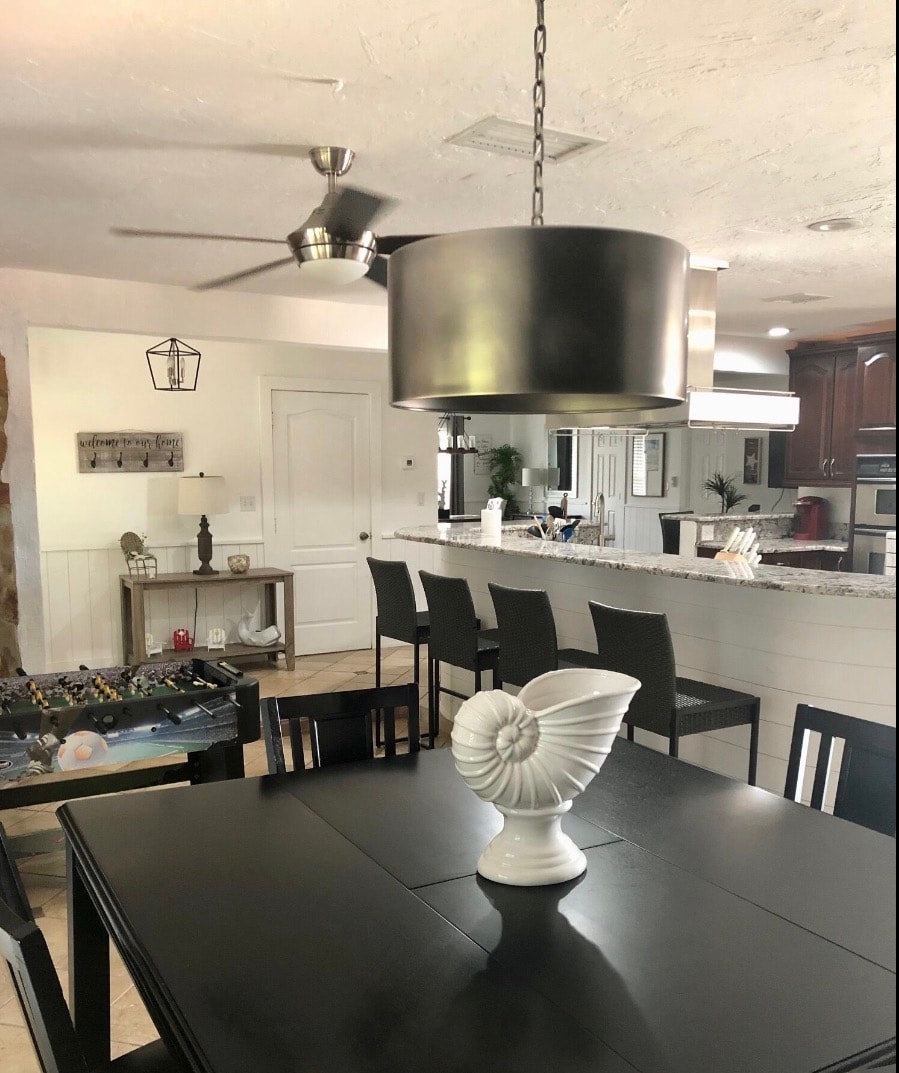 Eric's House kitchen dining area
